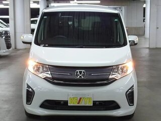 2017 Honda Stepwgn V, белый, 1350002 рублей, вид 2