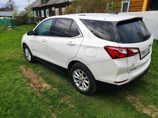 2019 Chevrolet Equinox III, белый, 1600000 рублей, вид 3