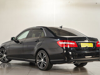 2010 Mercedes-Benz E-Класс 200 5G-Tronic IV (W212, S212, C207), чёрный, 1549000 рублей, вид 4