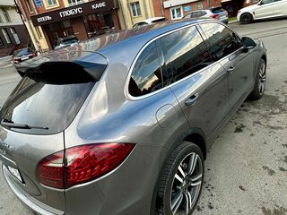 2010 Porsche Cayenne S II (958), серый, 2390000 рублей, вид 3