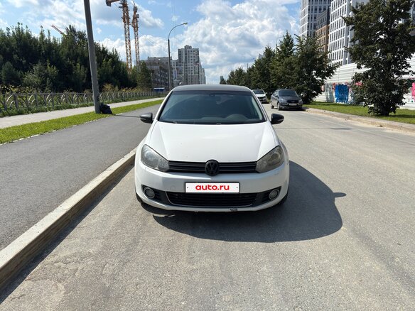 2011 Volkswagen Golf VI, белый, 795000 рублей - вид 2