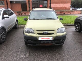 2016 Chevrolet Niva I Рестайлинг, зелёный, 500000 рублей, вид 2