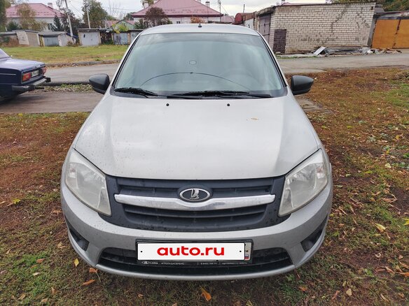 2014 Lada (ВАЗ) Granta I, серебристый, 330000 рублей