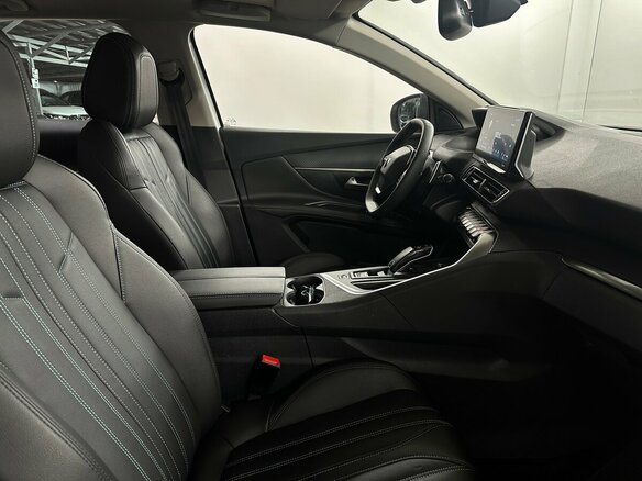 2023 Peugeot 4008 II Рестайлинг, белый, 2999000 рублей - вид 13