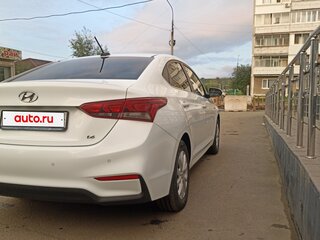 2017 Hyundai Solaris II, белый, 1200000 рублей, вид 5