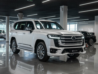 2025 Toyota Land Cruiser 300 Series, белый, 14350000 рублей, вид 2