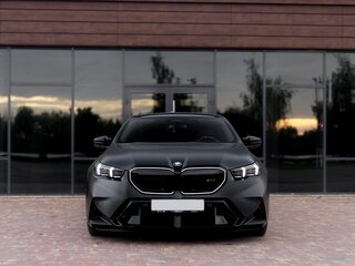 2025 BMW M5 VII (G90), чёрный, 16279361 рублей, вид 2