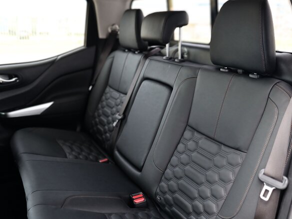 2025 Nissan Navara (Frontier) IV (D23), серый, 4790000 рублей - вид 35