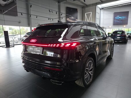 2026 Audi Q5 L III (GU), чёрный, 6780000 рублей, вид 5