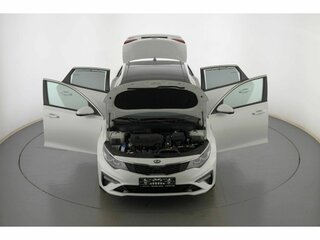2019 Kia Optima IV Рестайлинг, белый, 1555000 рублей, вид 5