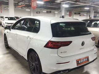 2022 Volkswagen Golf VIII, белый, 1750000 рублей, вид 5