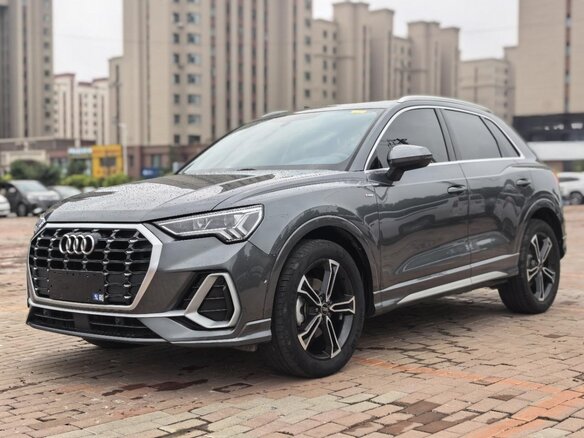 2022 Audi Q3 35 TFSI II (F3), чёрный - вид 3