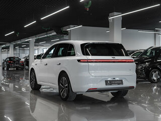 2024 Li Auto (Lixiang) L6 I, белый, 5750000 рублей, вид 4