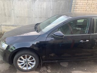 2014 Skoda Octavia III (A7), чёрный, 1300000 рублей, вид 3