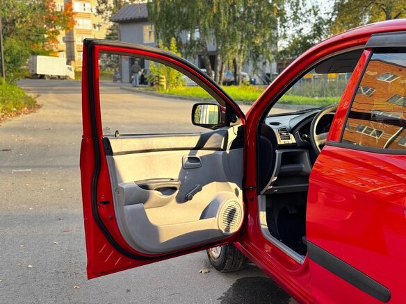 2006 Kia Picanto I, красный, 300000 рублей - вид 14