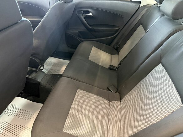 2012 Volkswagen Polo V, серебристый, 315000 рублей - вид 7