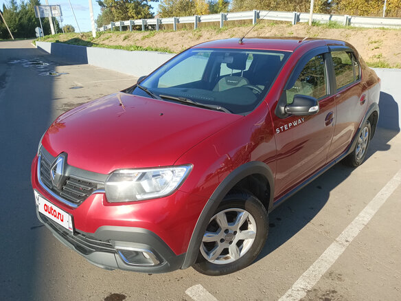2019 Renault Logan Stepway II Рестайлинг, красный, 1250000 рублей - вид 3