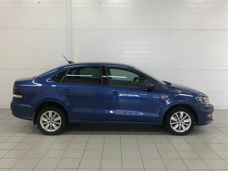 2020 Volkswagen Polo V Рестайлинг, синий, 1300000 рублей, вид 5