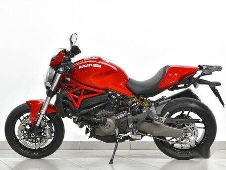 2015 Ducati Monster 821, красный, 559000 рублей, вид 4