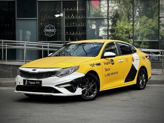 2019 Kia Optima IV Рестайлинг, жёлтый, 695000 рублей, вид 3