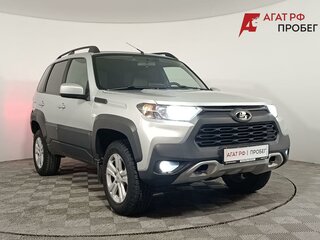 2021 Lada (ВАЗ) Niva, серебристый, 1050000 рублей, вид 1