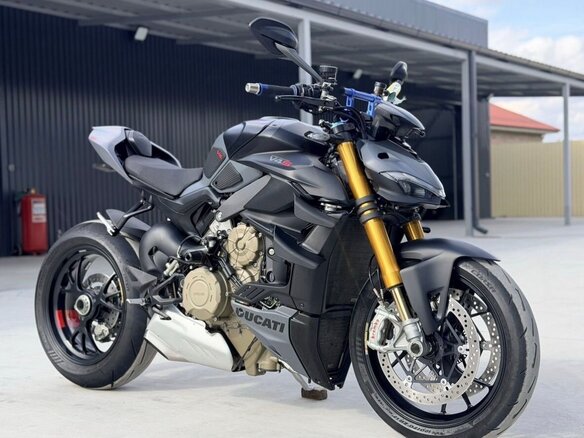 2024 Ducati Streetfighter V4, чёрный, 2350000 рублей