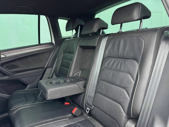 2021 Volkswagen Tiguan II Рестайлинг, белый, 4200000 рублей - вид 16