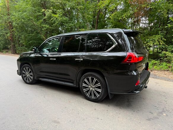 2020 Lexus LX 570 III Рестайлинг 2, чёрный, 10120000 рублей - вид 5