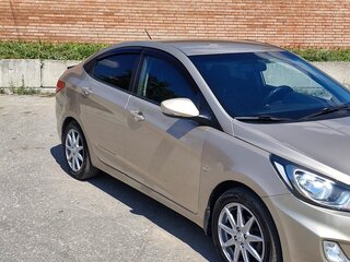 2012 Hyundai Solaris I, серый, 635000 рублей, вид 4