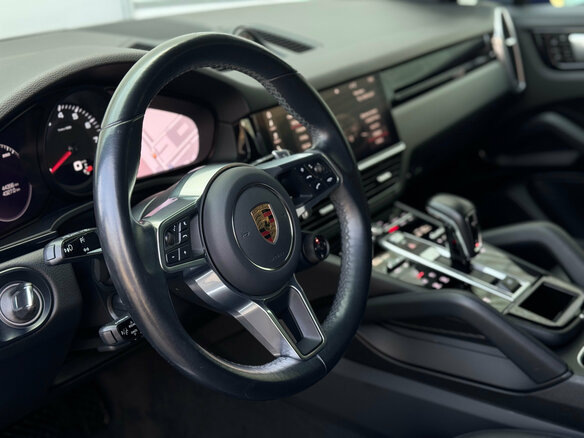 2021 Porsche Cayenne III, чёрный, 9200000 рублей - вид 27