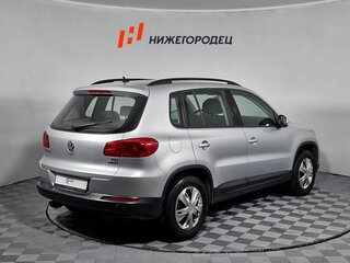 2012 Volkswagen Tiguan I Рестайлинг, серебристый, 933000 рублей, вид 5