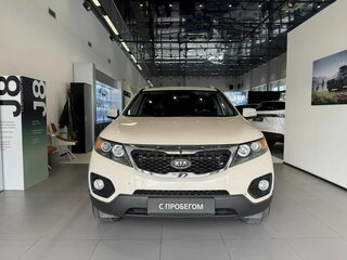 2010 Kia Sorento II, бежевый, 1450000 рублей, вид 2