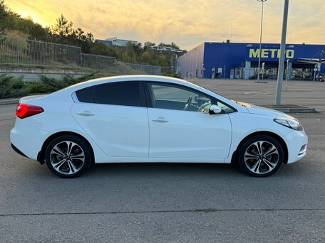 2014 Kia Cerato III, белый, 1465000 рублей, вид 3