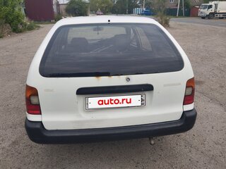 1999 Toyota Corolla VII (E100), белый, 170000 рублей, вид 4