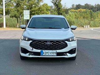 2022 Ford Escort VI Рестайлинг 2, белый, 980000 рублей, вид 2