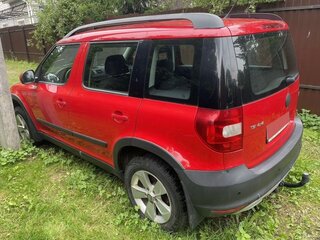 2012 Skoda Yeti I, красный, 670000 рублей, вид 2