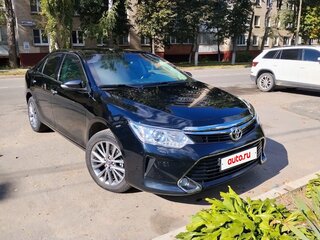 2016 Toyota Camry VII (XV50) Рестайлинг, чёрный, 3800000 рублей, вид 1