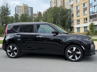2021 Kia Soul III, чёрный, 2089000 рублей, вид 4