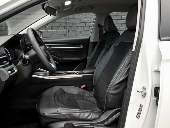 2024 Geely Emgrand II, белый, 1850000 рублей - вид 10
