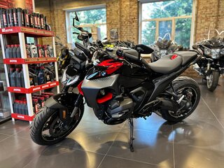 2026 BMW R 1300 R, чёрный, 2650000 рублей, вид 1