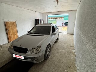 2003 Mercedes-Benz C-Класс 200 II (W203), серебристый, 700000 рублей, вид 2