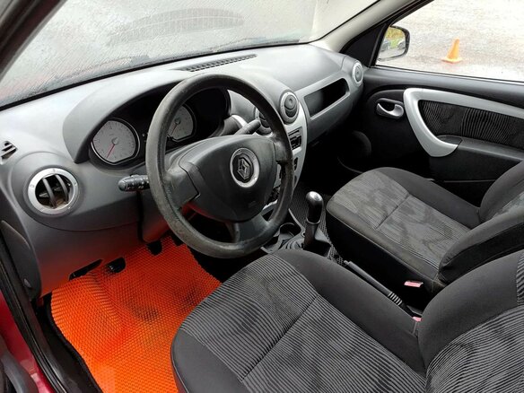 2011 Renault Logan I Рестайлинг, красный, 349000 рублей - вид 15