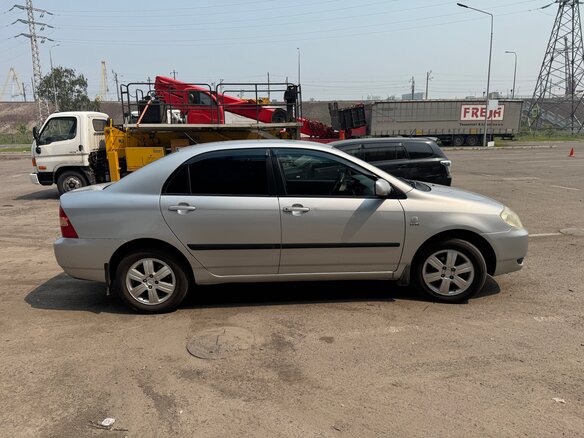 2004 Toyota Corolla IX (E120, E130), серебристый, 510000 рублей - вид 5