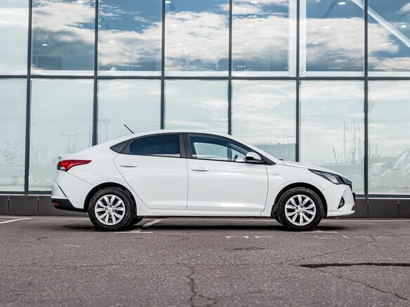 2020 Hyundai Solaris II Рестайлинг, белый - вид 7