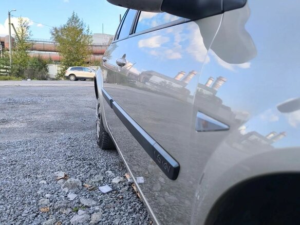 2006 Renault Megane II Рестайлинг, бежевый - вид 16