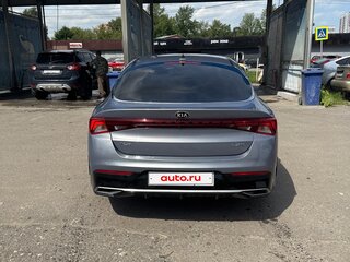 2020 Kia K5 III, серый, 1999999 рублей, вид 4