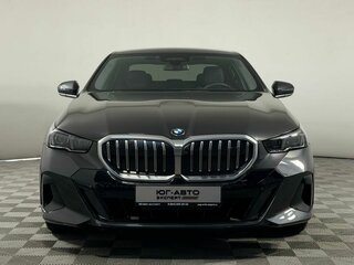 2023 BMW 5 серии 520i VIII (G60/G61/G68), серый, 6099000 рублей, вид 2