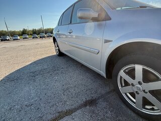 2007 Renault Megane II Рестайлинг, серый, 350000 рублей, вид 3