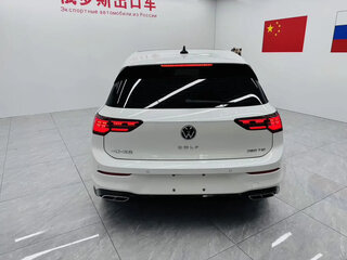 2022 Volkswagen Golf VIII, белый, 1840500 рублей, вид 5