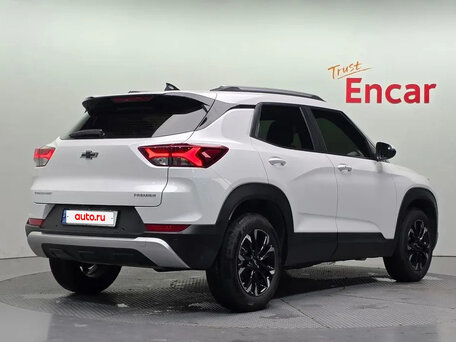 2022 Chevrolet TrailBlazer III, серый, 1950000 рублей, вид 2